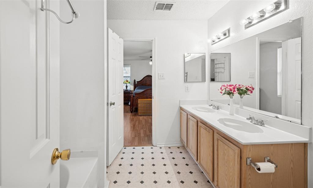 Burleson Meadows - Residential