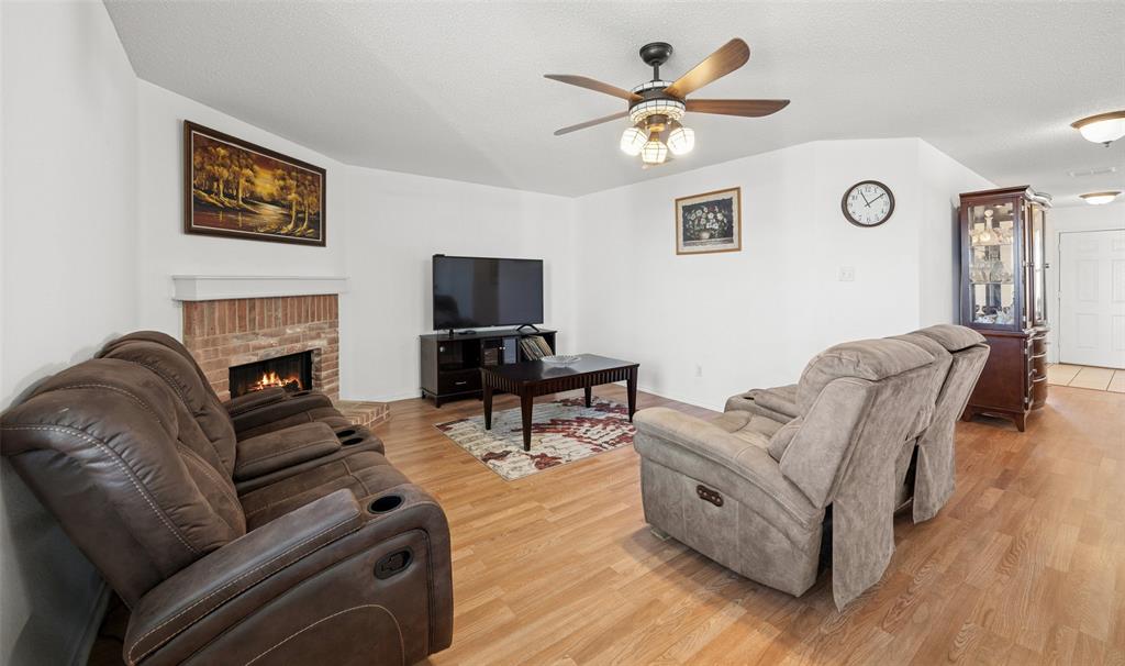 Burleson Meadows - Residential