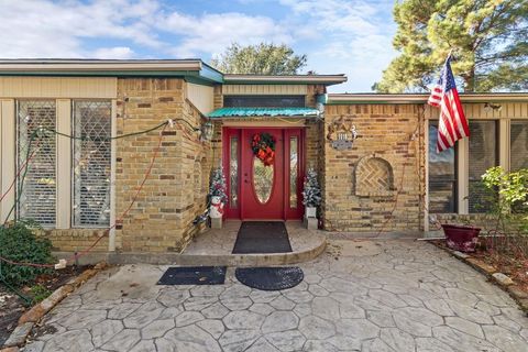 Property photo of 1519 Shannon Place, Carrollton, TX 75006