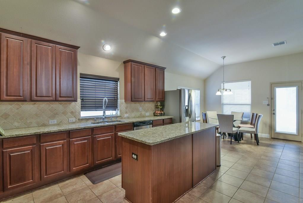 Foxwood Glen - Residential