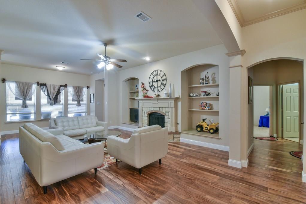 Foxwood Glen - Residential