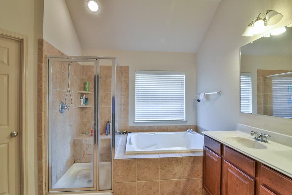 Foxwood Glen - Residential