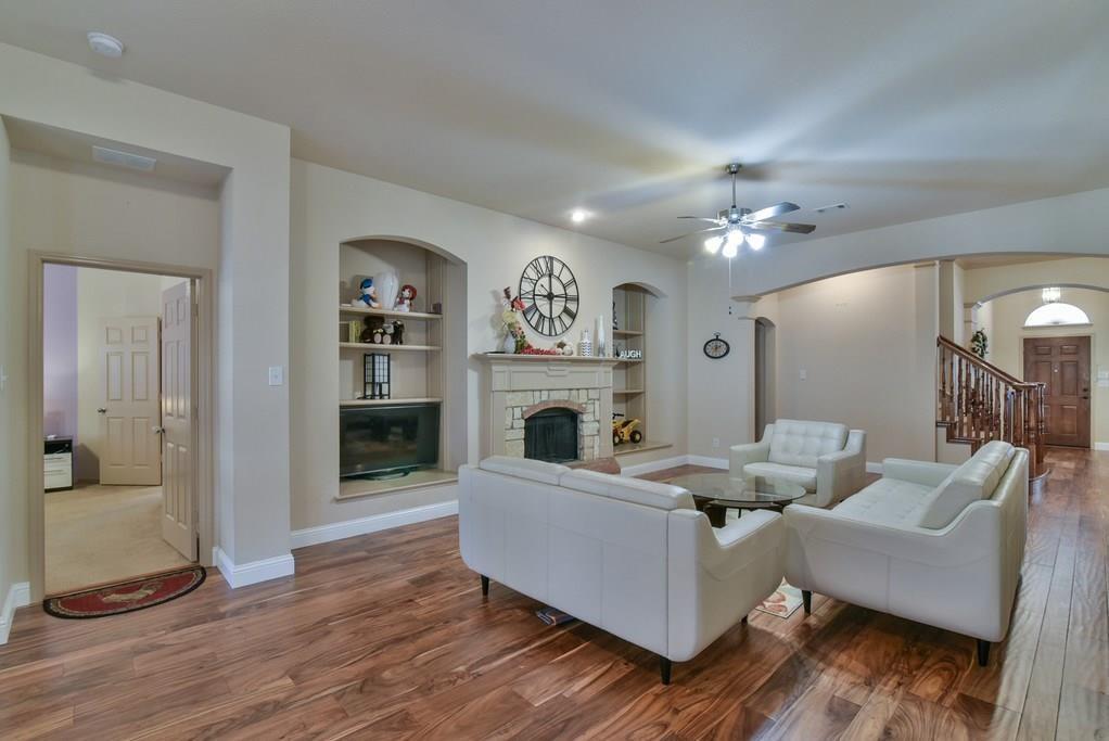 Foxwood Glen - Residential