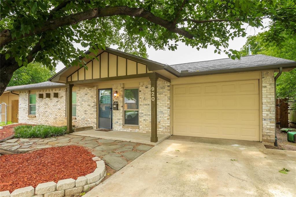 920 Ashwood Drive