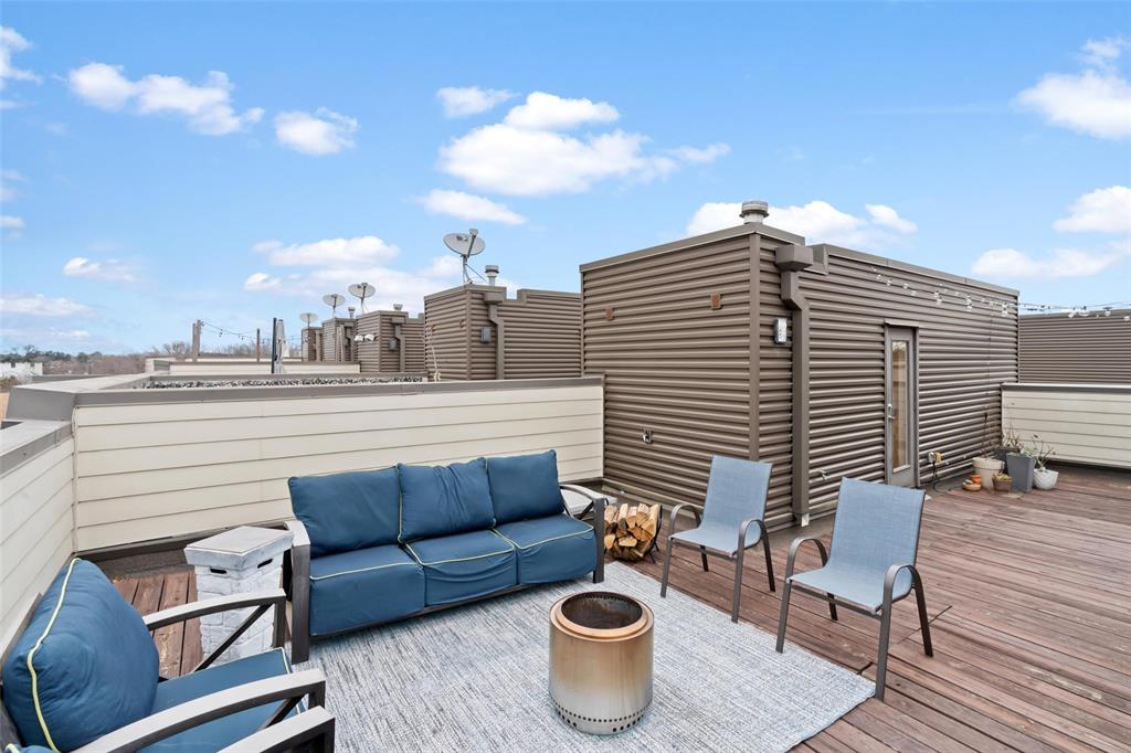 Fortyone11 Townhomes - Residential