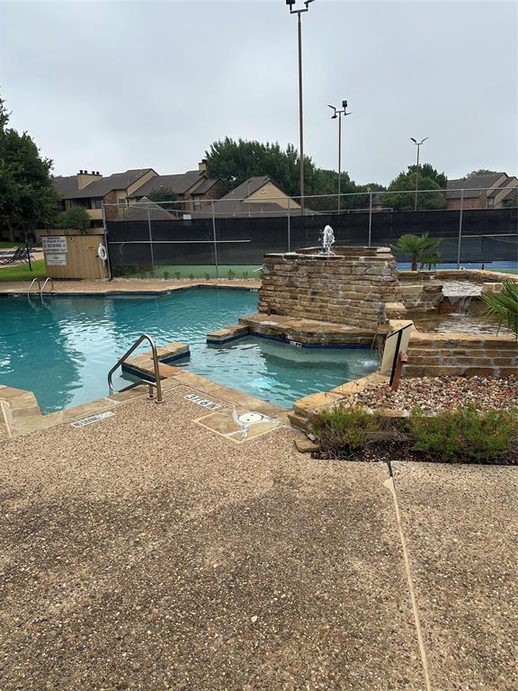 Cloisters Condo The - Residential