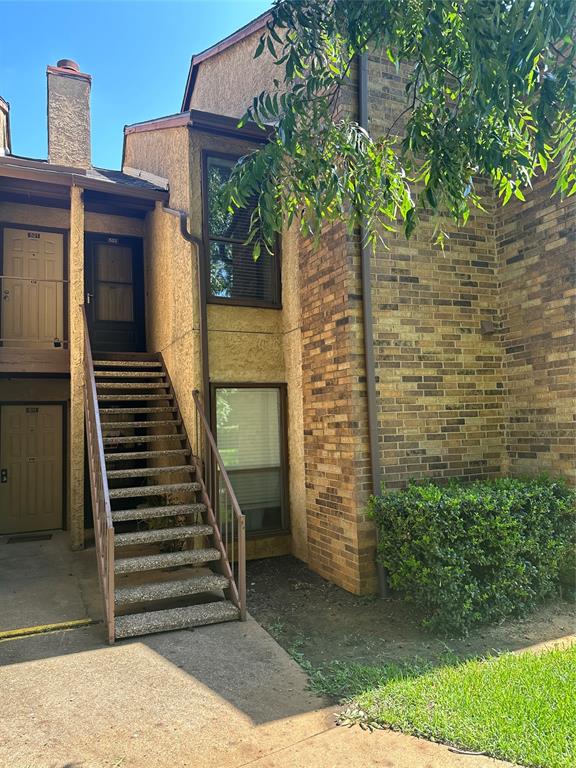 Cloisters Condo The - Residential