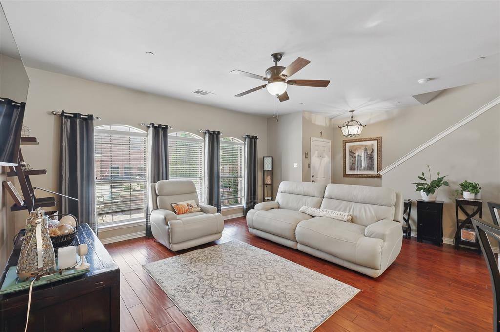 575 S Virginia Hills Drive 3702