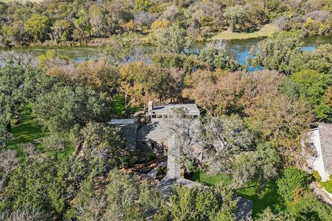 A home in Granbury