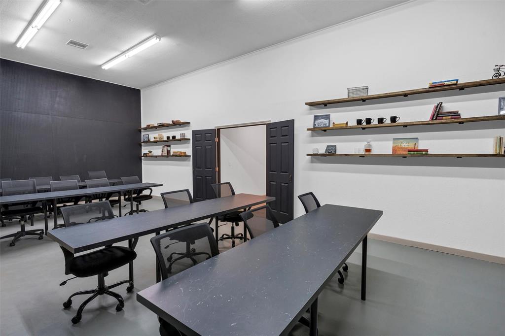 Milam - Commercial Sale