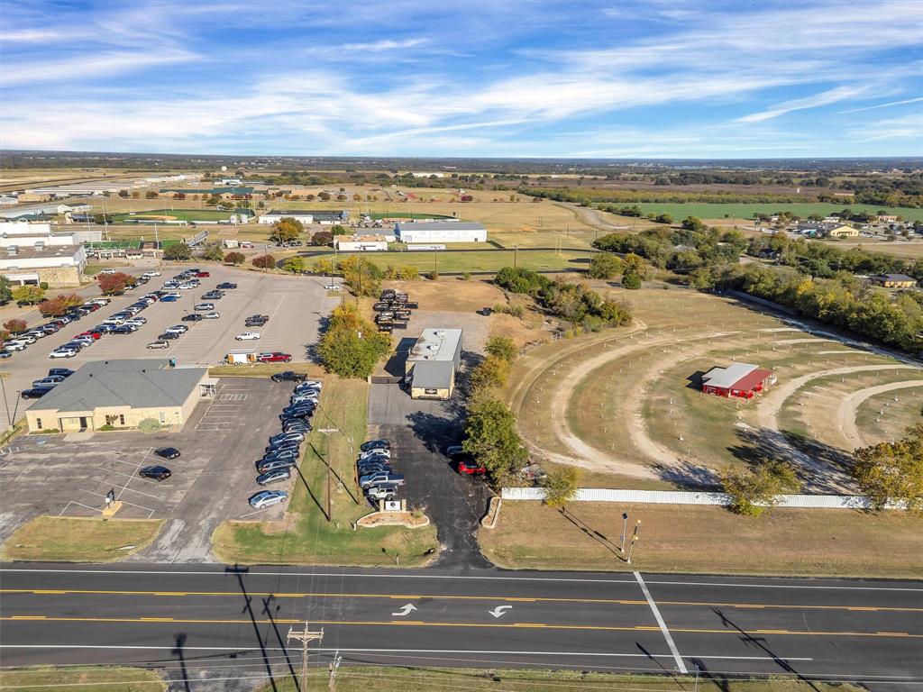 Milam - Commercial Sale