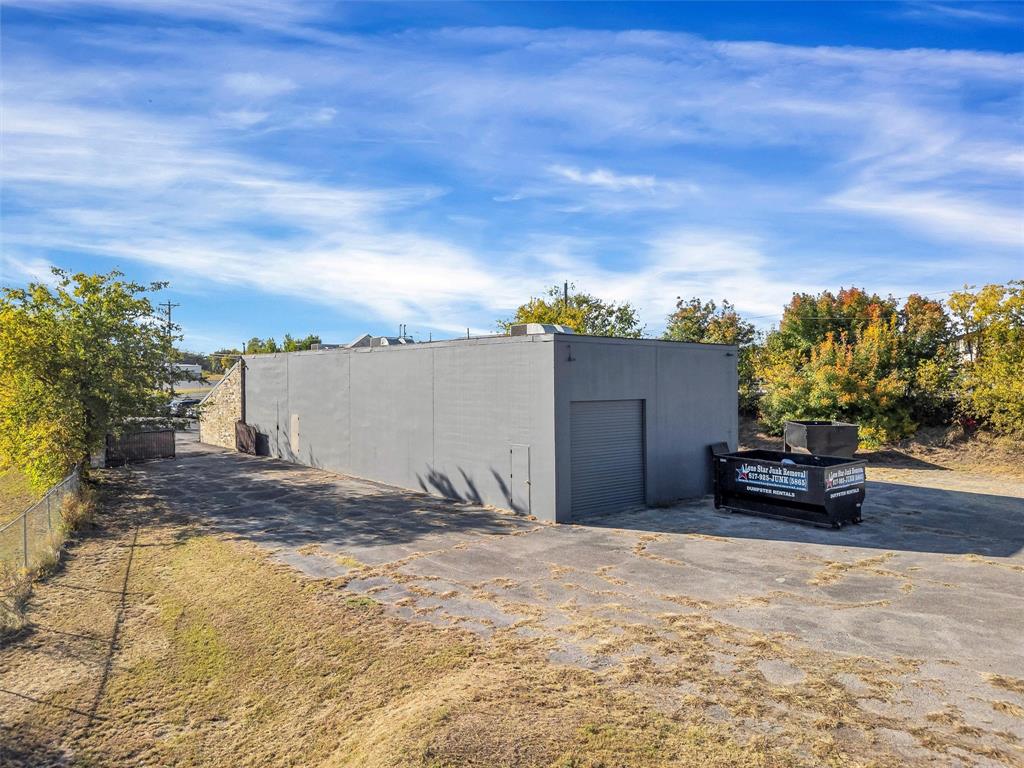 Milam - Commercial Sale