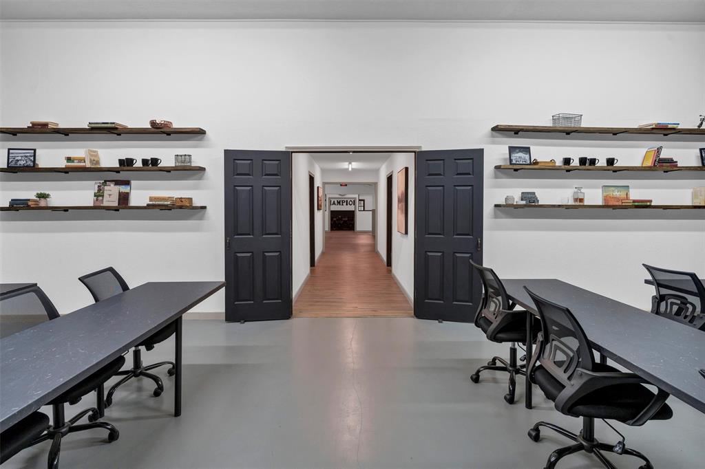 Milam - Commercial Sale