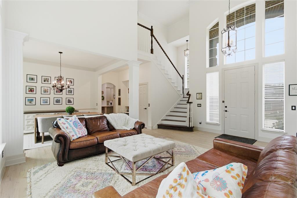 4918 S Meadow Ridge Circle