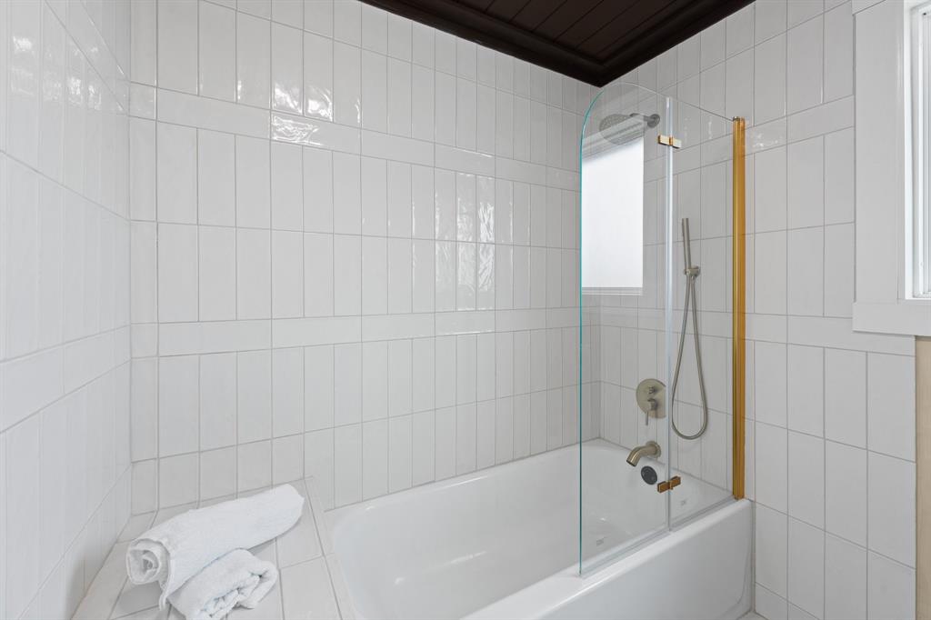 L C Line - Residential