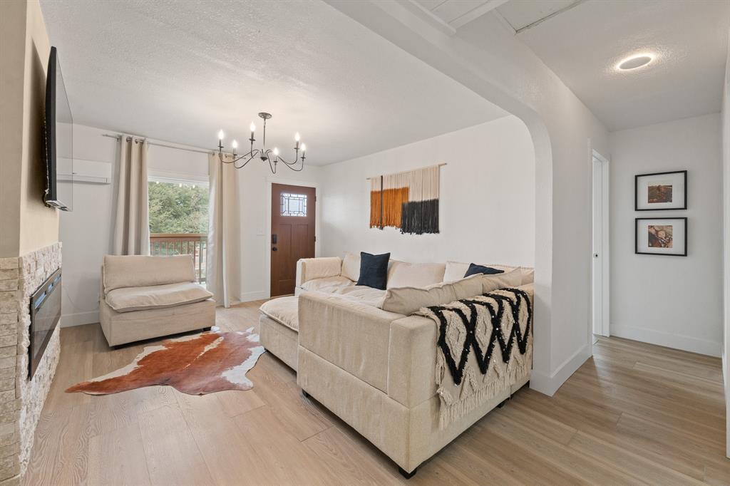 L C Line - Residential