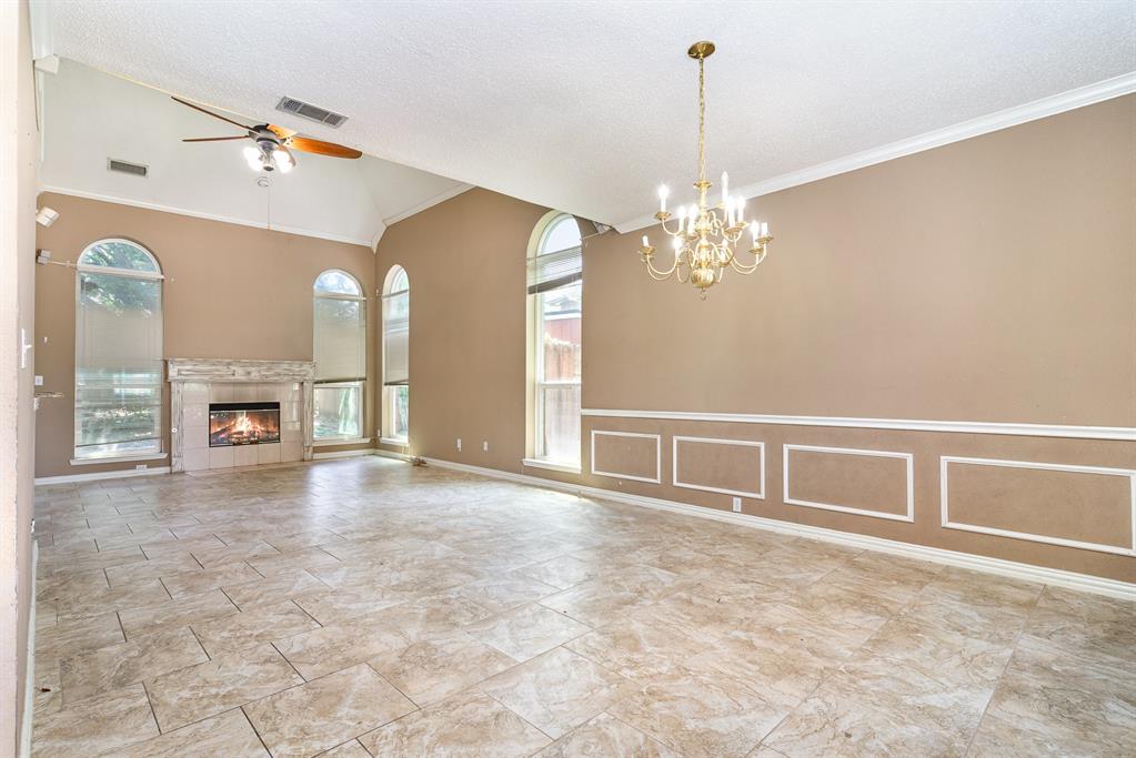 Los Prados Estates - Residential