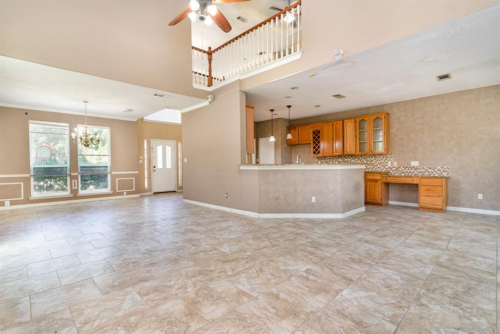 Los Prados Estates - Residential