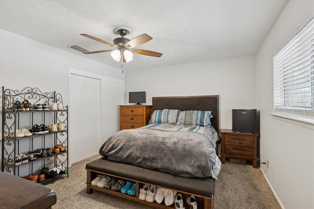 Mountain Crk Twnhses 02 - Residential