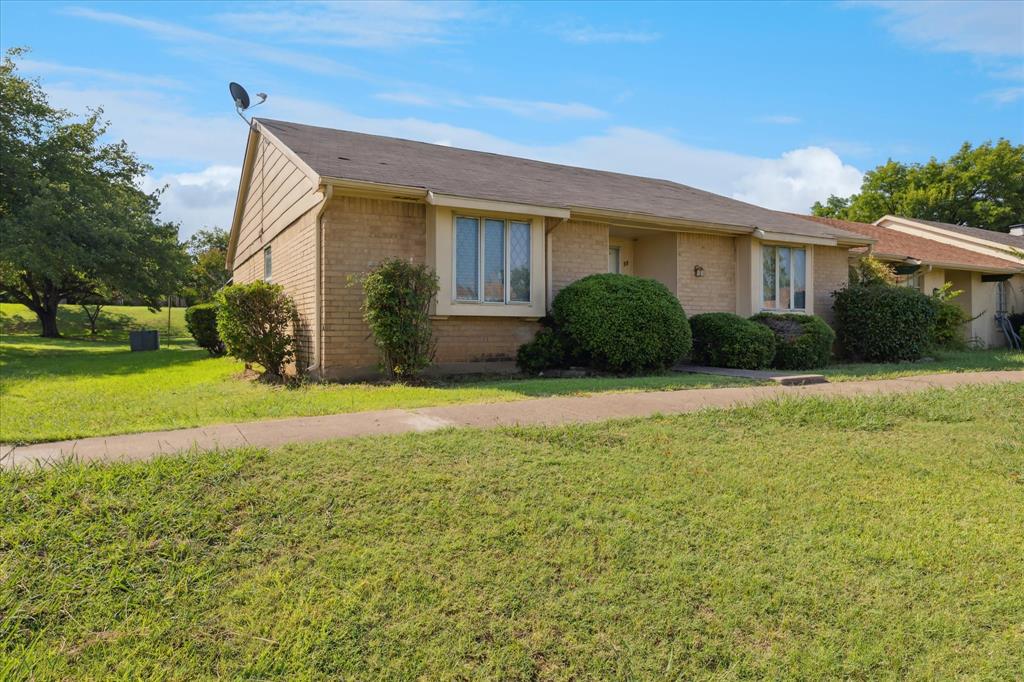 11 E Townhouse Lane 26