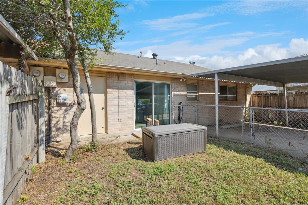 Mountain Crk Twnhses 02 - Residential