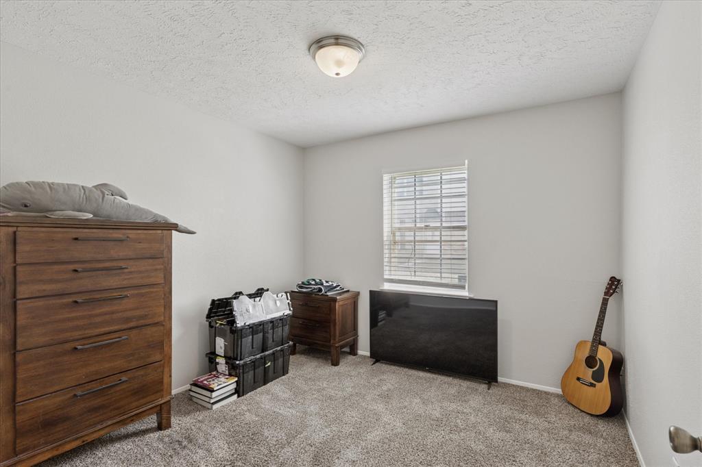 Mountain Crk Twnhses 02 - Residential