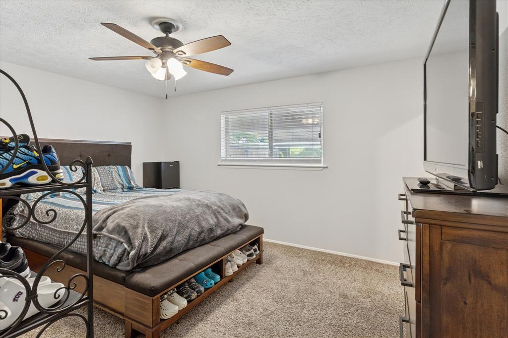 Mountain Crk Twnhses 02 - Residential