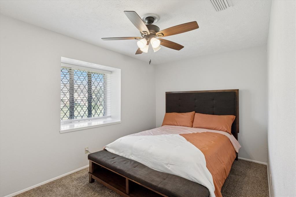 Mountain Crk Twnhses 02 - Residential