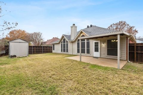 A home in Lake Dallas