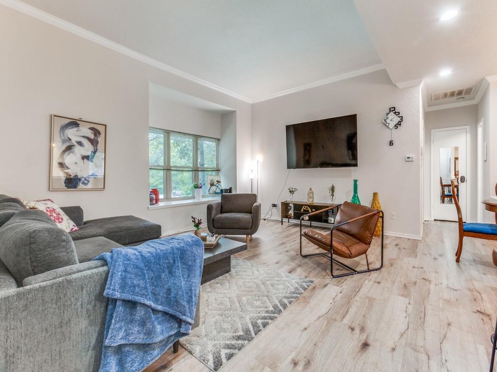 High Hollows Condo - Residential