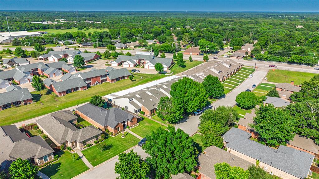 518 Oakridge Drive 9 units