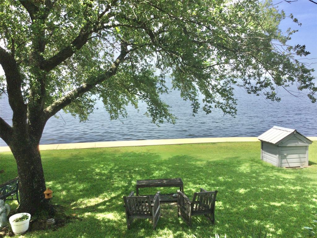 167 shoreline Drive