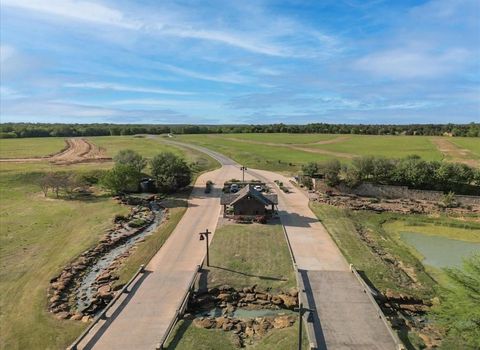 Photo of 194 Toscana Circle, Gordonville, TX 76245 (MLS # 21274586)
