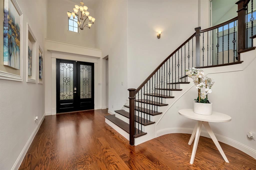 2203 Miranda Lane
