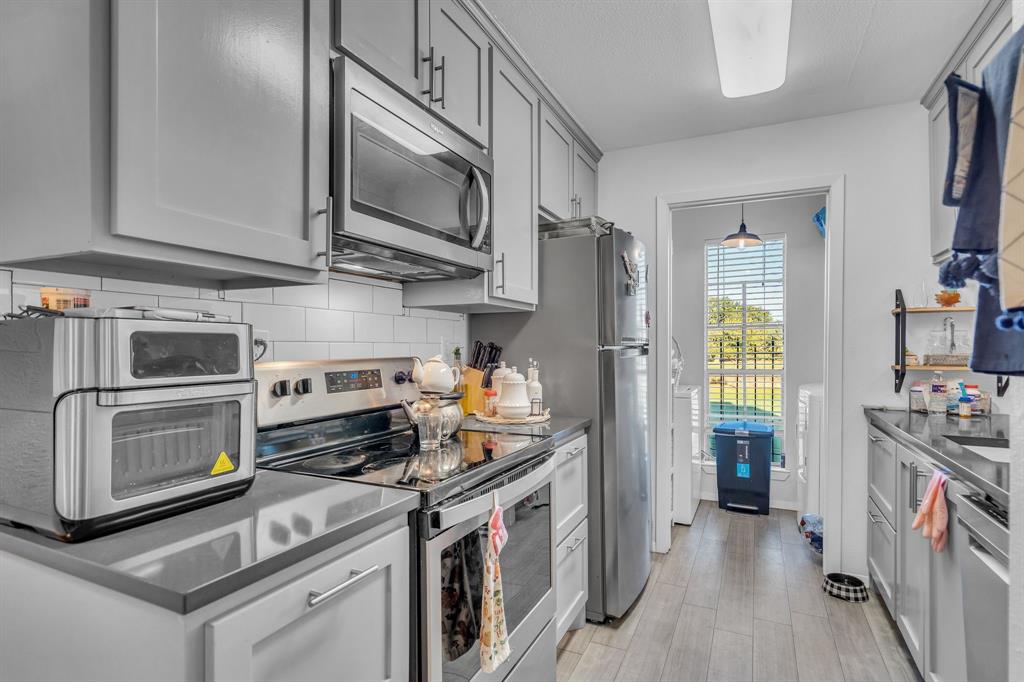 Woodhaven Condo - Residential