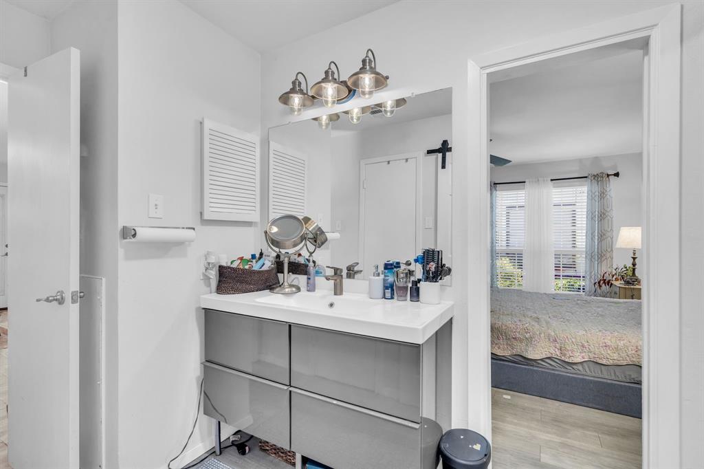 Woodhaven Condo - Residential