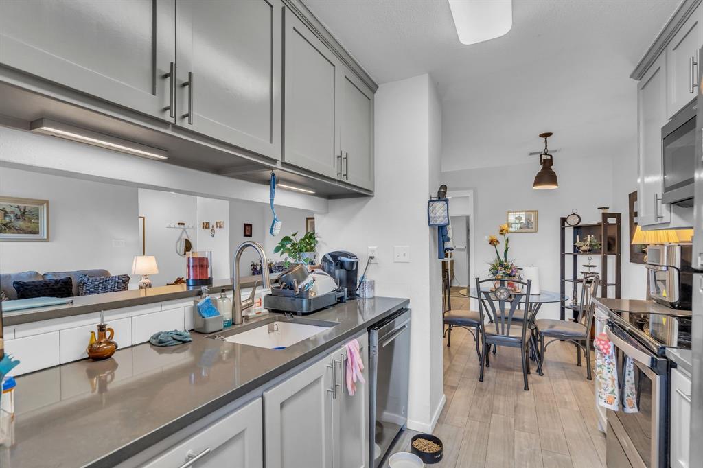 Woodhaven Condo - Residential