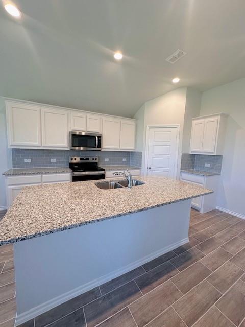 Rainbow Ridge - Residential Lease