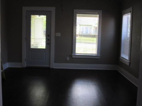 Photo of 909 Vine Street, Abilene, TX 79602 (MLS # 21145119)