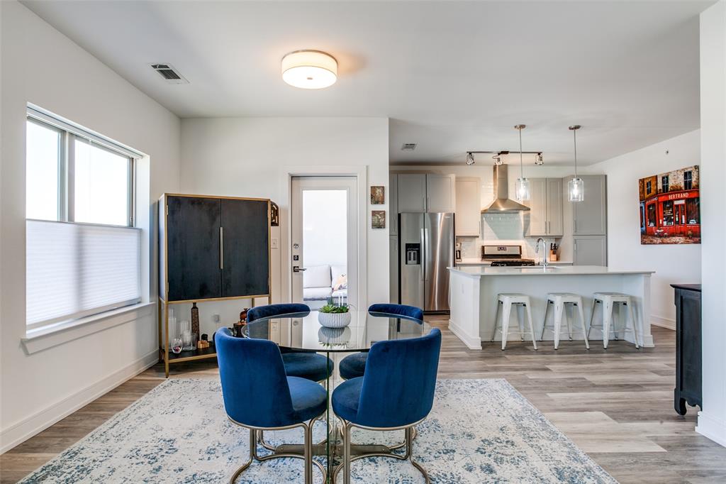 5710 Mccommas Boulevard 301