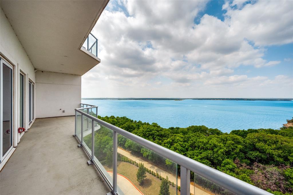 2800 Lakeside Parkway 704