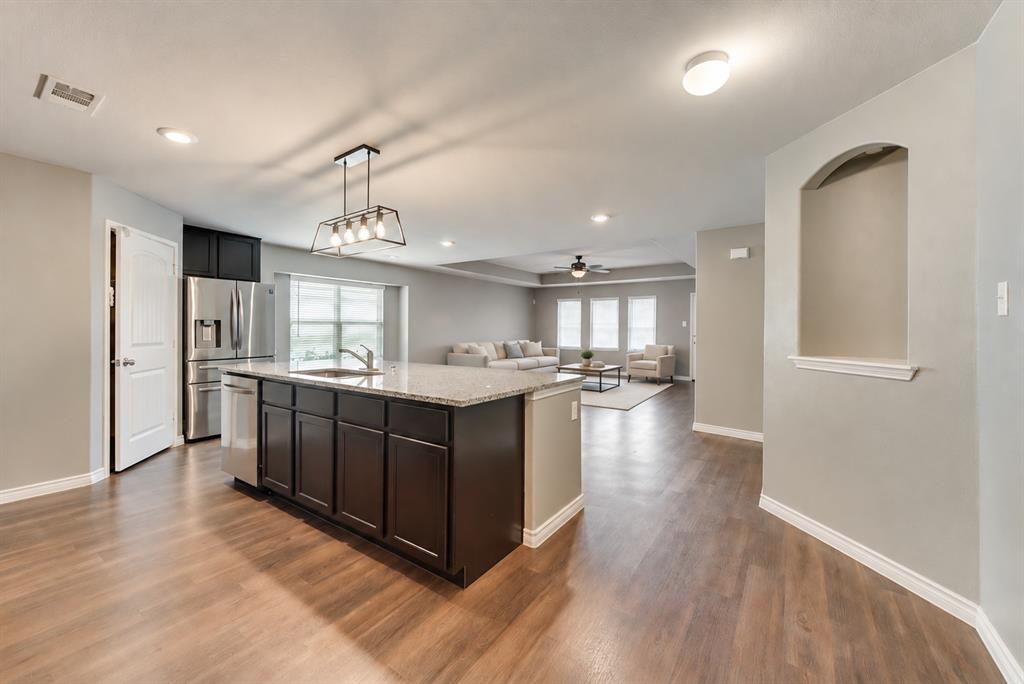 1429 Tall Pine Way