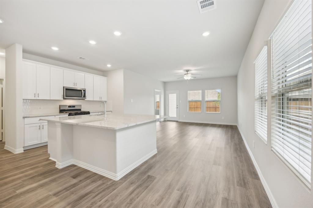 107 Greenbriar Drive