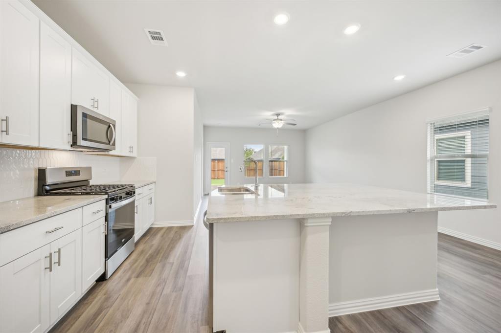 107 Greenbriar Drive