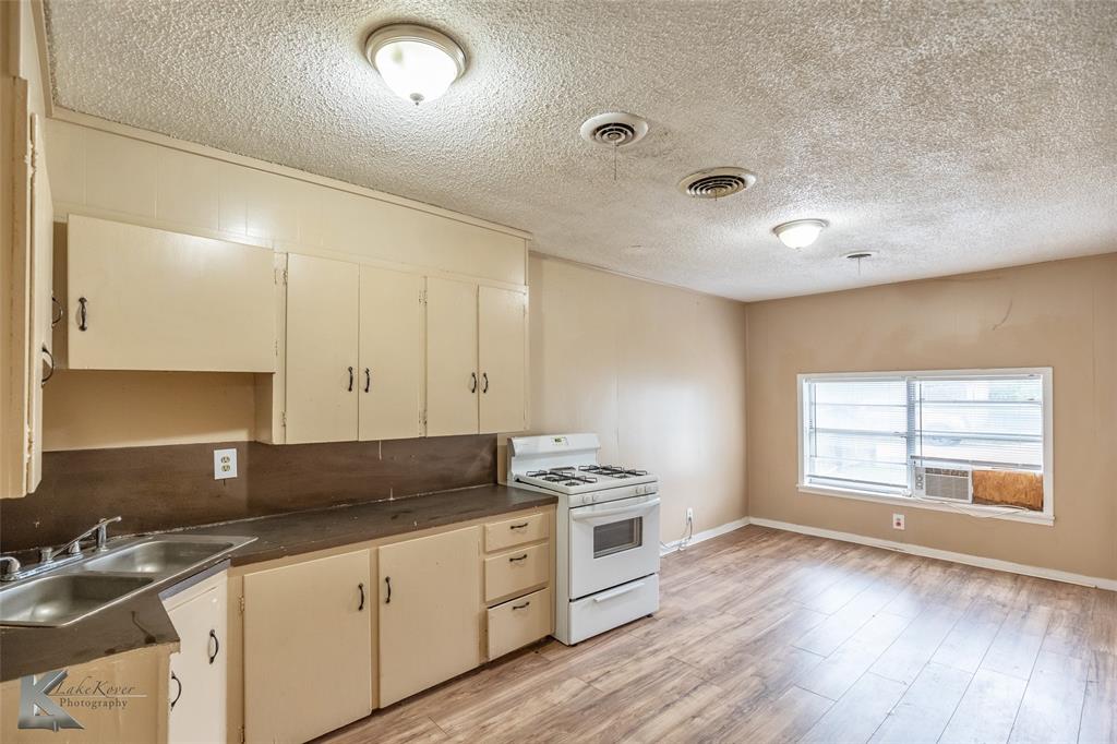 3141 S 4th Street