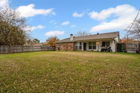 A home in Burleson