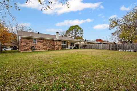 A home in Burleson