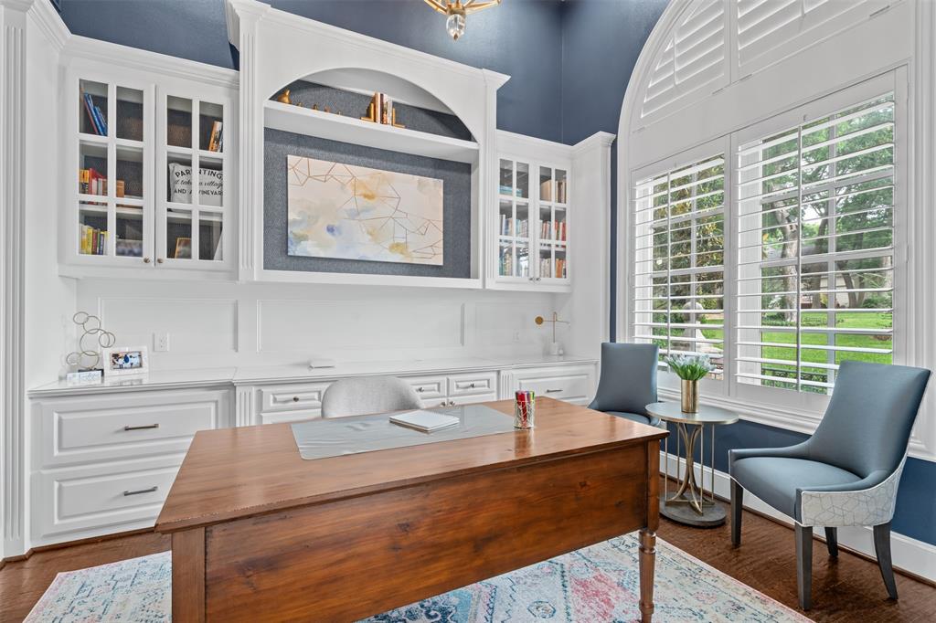 6605 Wood Hollow Court