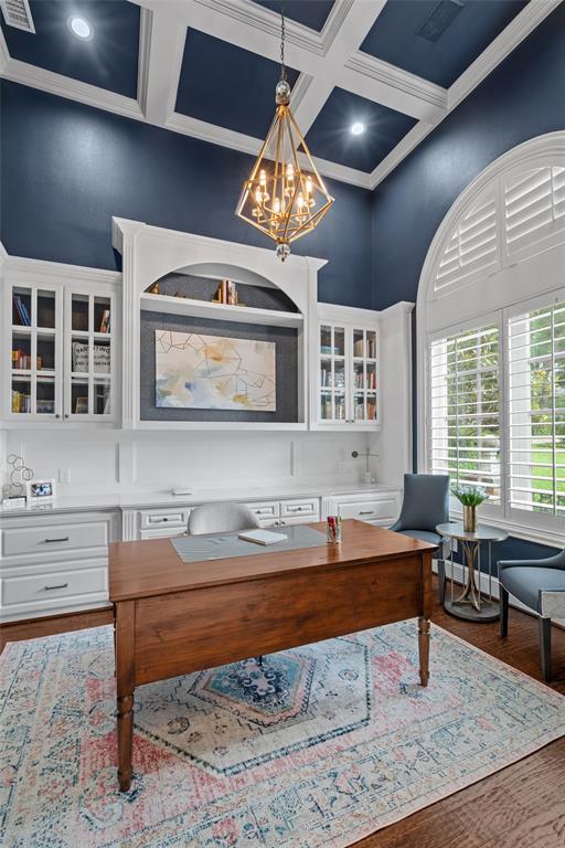 6605 Wood Hollow Court