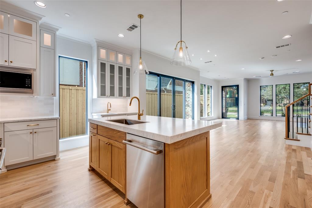 Vanderbilt Place - Residential